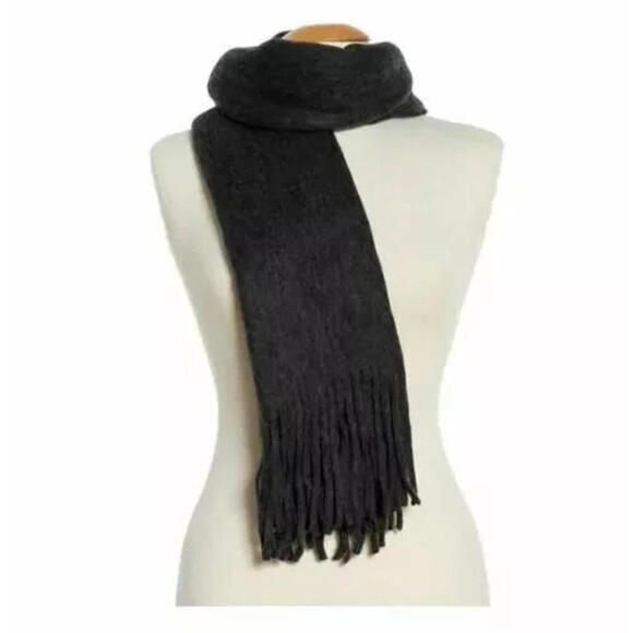 NWT STEVE MADDEN Oversized Black Chunky Scarf - Picture 10 of 13